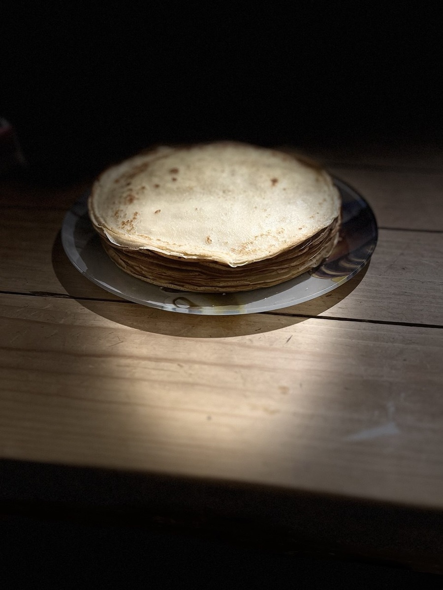 Блины, сама пекла)))