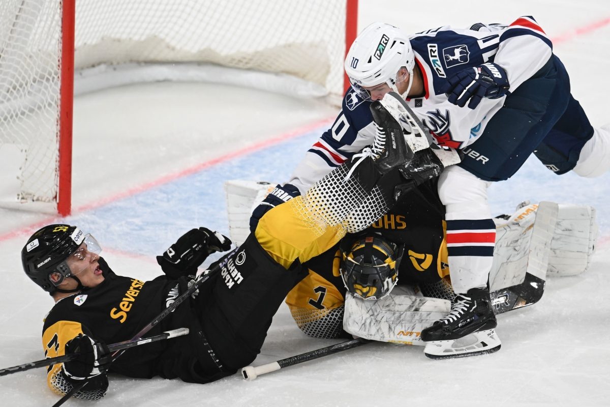    Нижегородцам удалось сегодня сломить сопротивление неудобного соперника