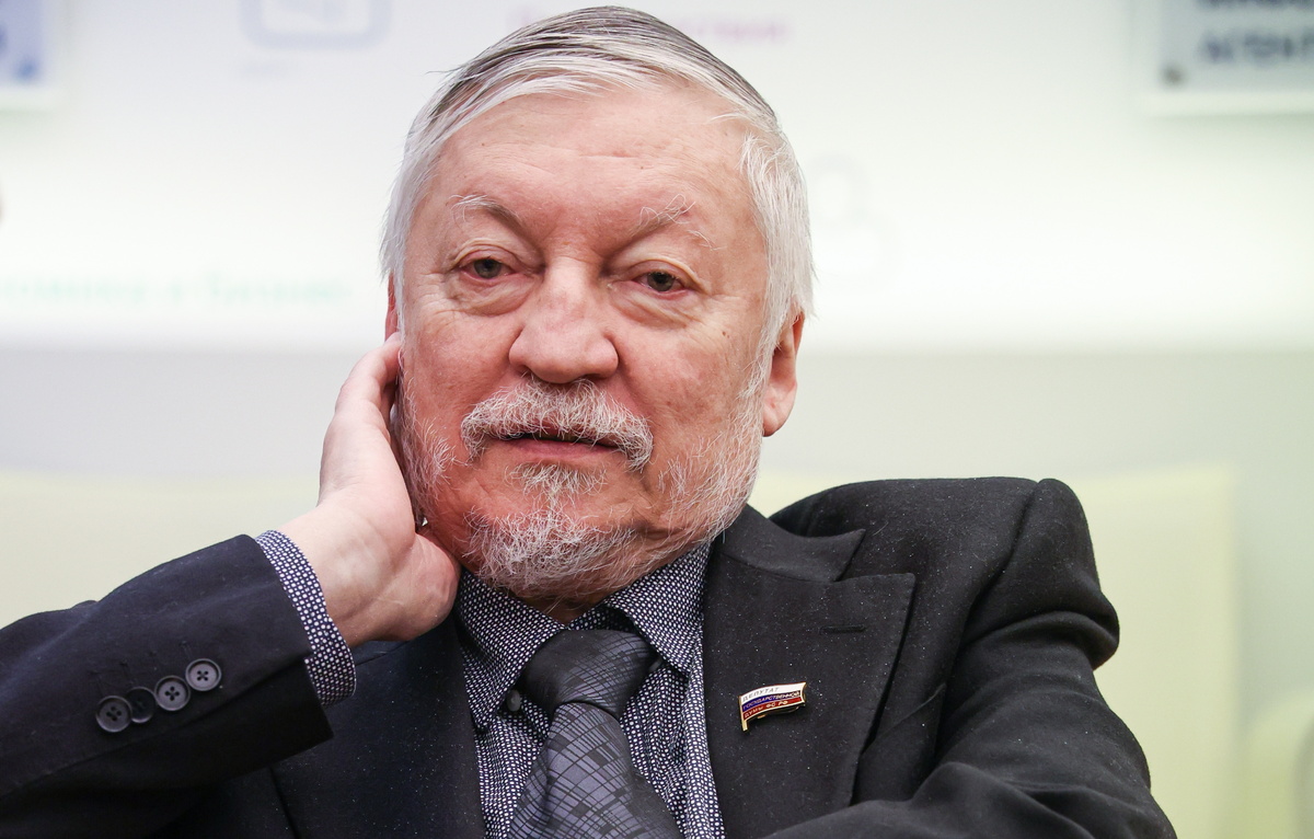 Борис воскресенский шахматист биография личная жизнь Карпов назвал Спасского одним из своих главных кумиров ТАСС Дзен