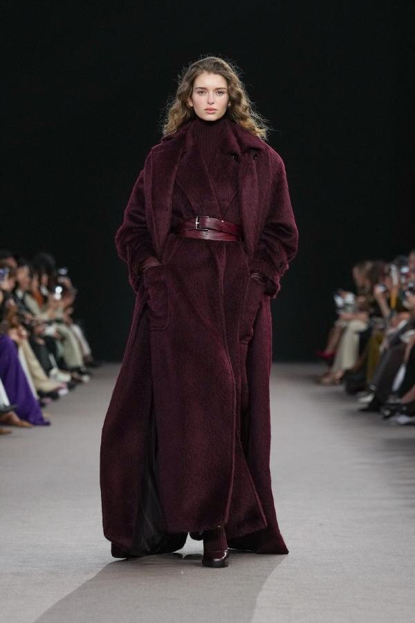 Показ коллекции Max Mara осень-зима 2025-2026 на Неделе моды в Милане FW25