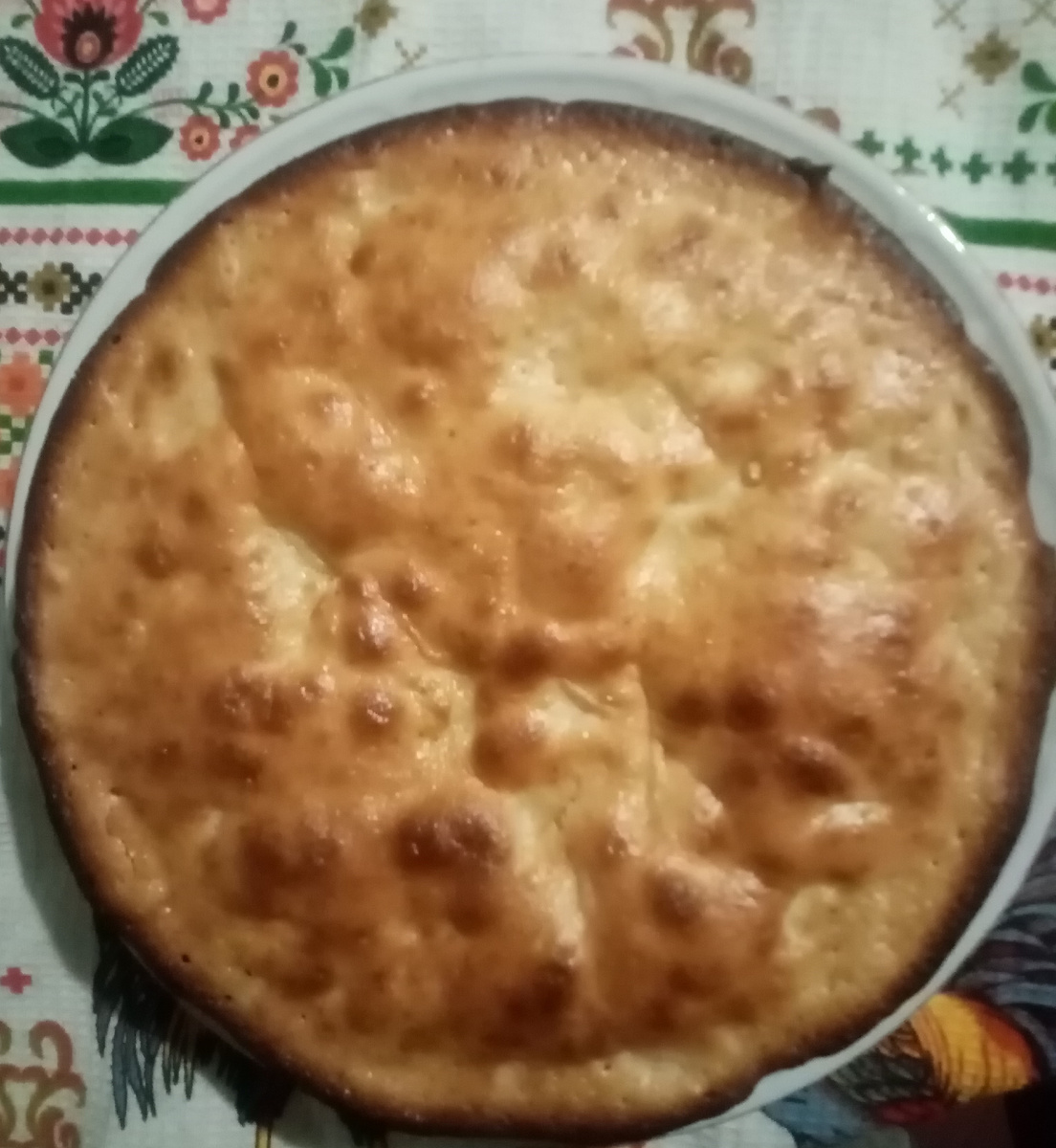 Яблок не видно но они там есть