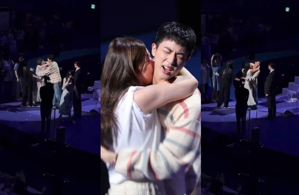 Несколько фанаток вышли за рамки дозволенного на фанмите с Джином