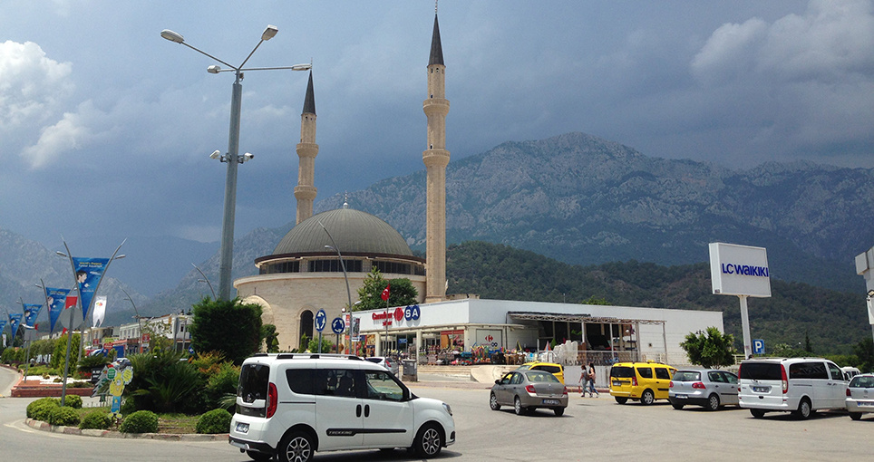 Мечеть на площади