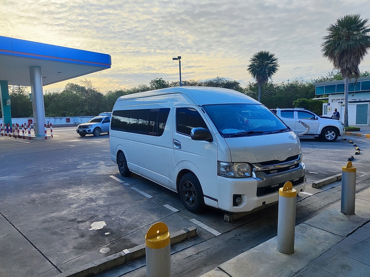 Наше средство передвижения на два дня экскурсии