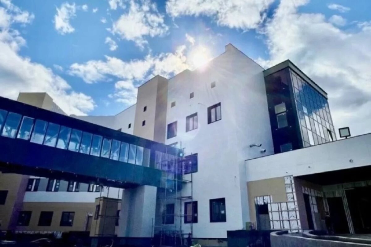    На стройке Камчатской краевой больницы ведутся последние приготовления