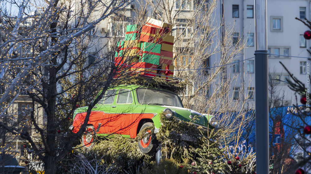1. Новогоднее оформление Нового Арбата... © NickFW.ru — 24.02.2025г.