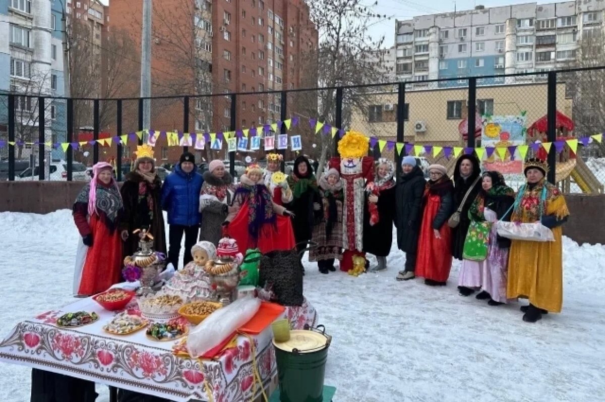    Во всех районах Самары проходят Масленичные гуляния