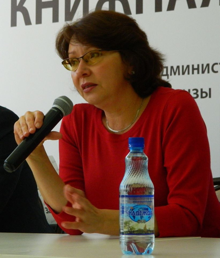 Любителей киноискусства в ближайшее время ожидают новые встречи с киноведом и режиссёром Светланой Старостиной!