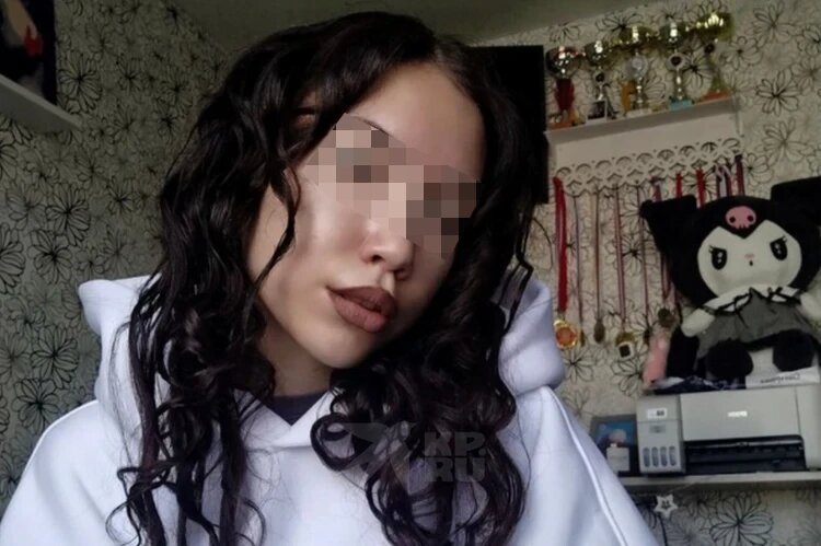 Телефон пропавшей нашли в ТЦ. Фото: соцсети