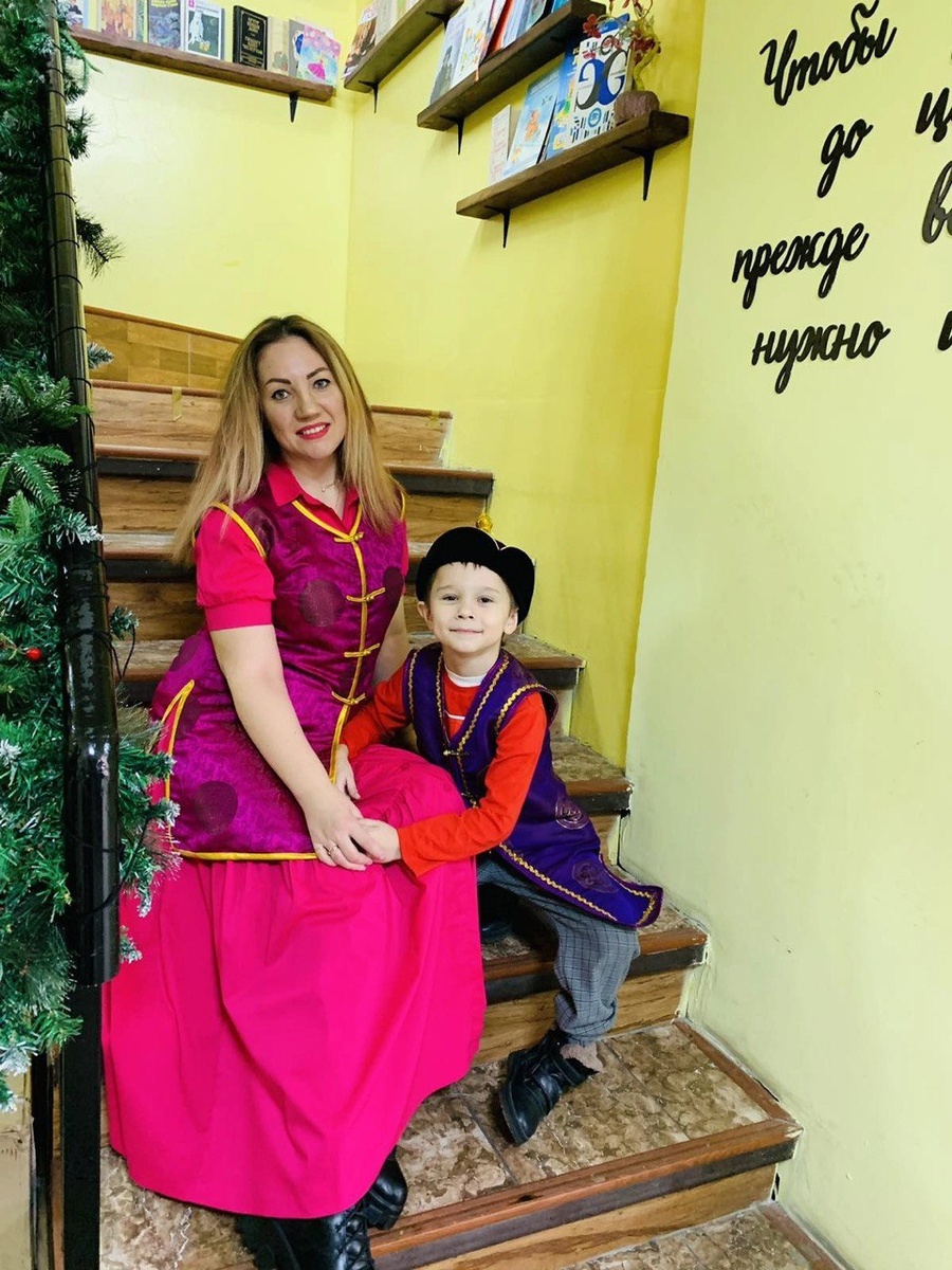 Анна Скаковец с сыном Богданом