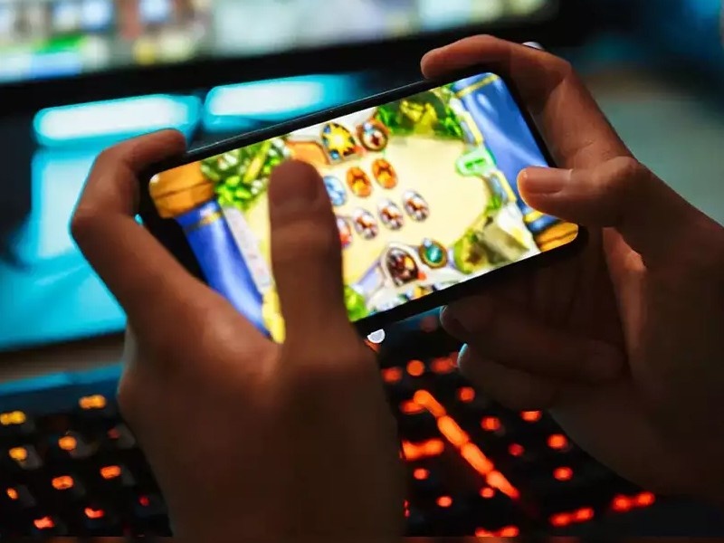    Исследование RuStore: молодёжь тратит в мобильных играх свыше 2 тысяч рублей в месяц