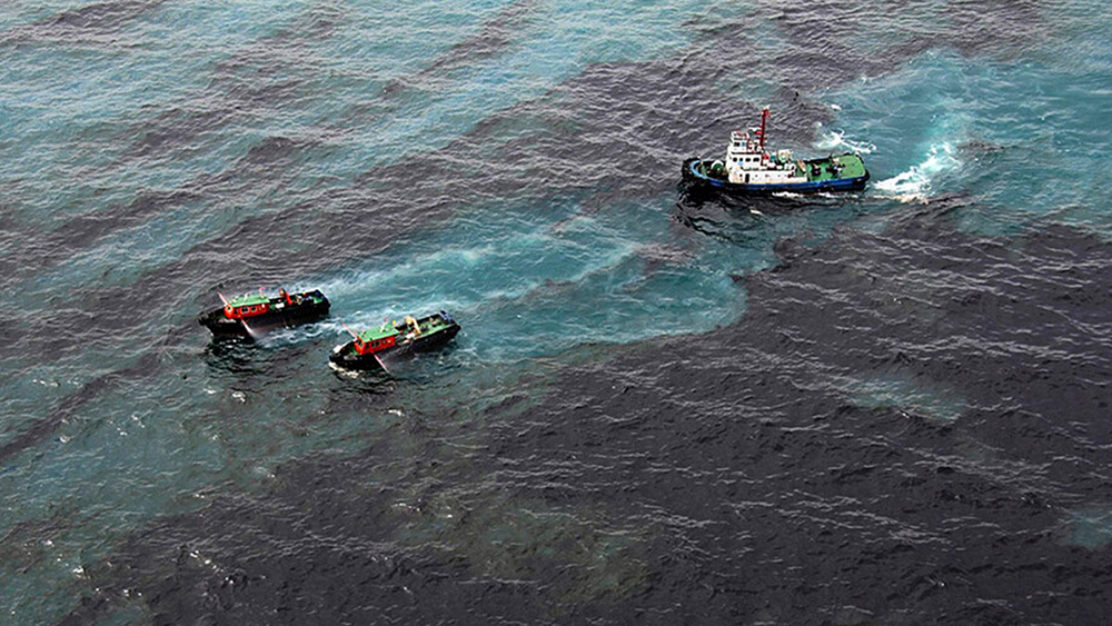 Владелец танкера «Волгонефть-212» оштрафован за разлив мазута в Керченском проливе