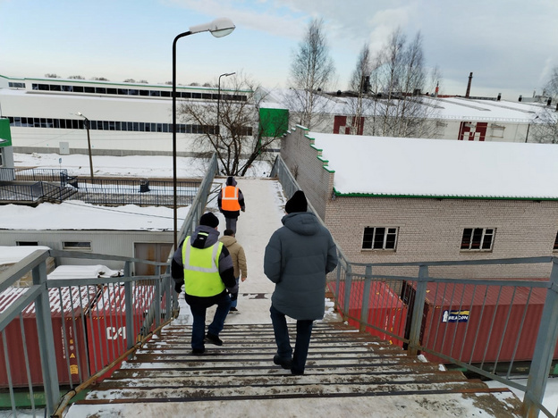    В Нововятске отремонтируют пешеходный мост