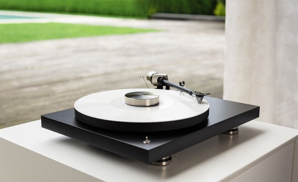 А провода уходят в небо? 