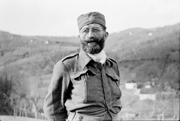 Драголюб (Дража) Михайлович https://upload.wikimedia.org/wikipedia/commons/7/71/Dragoljub_Draža_Mihailović.jpg