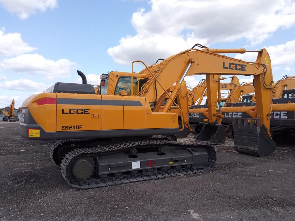 Экскаватор гусеничный LGCE E6210F