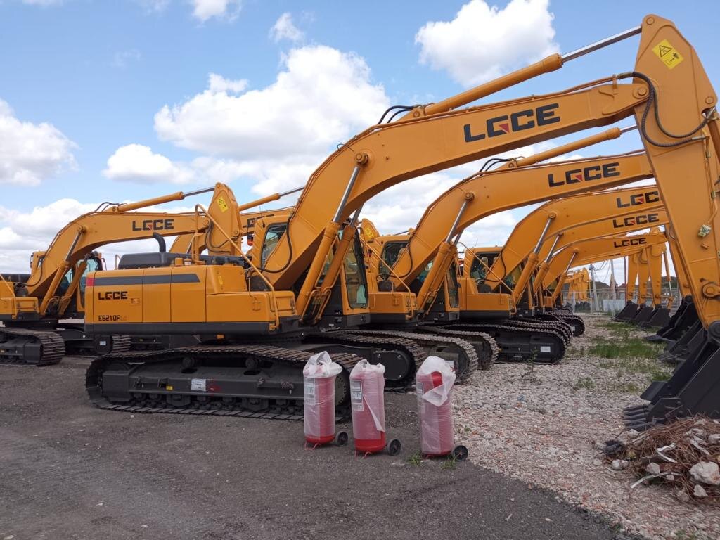 Экскаватор гусеничный LGCE E6210FLC
