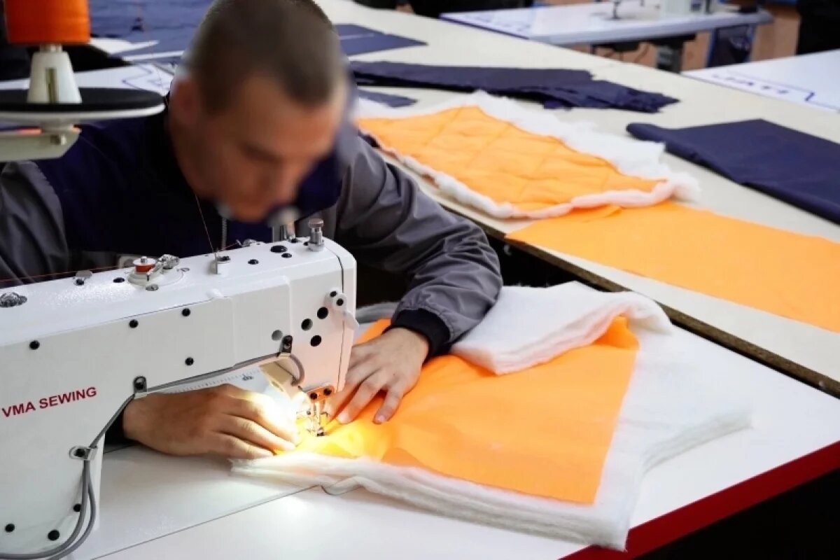    В ульяновской ИК-10 осуждённые сошьют спецодежду и форму на 72 млн рублей