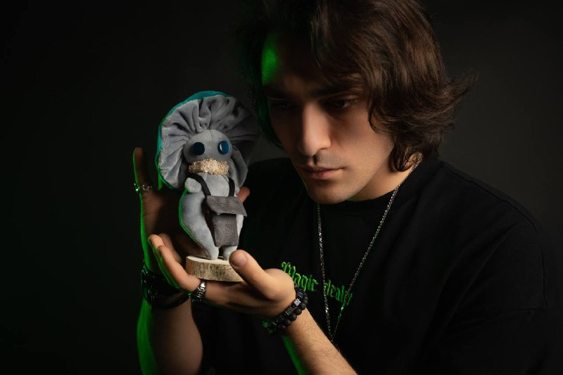 Олег Шепс, фото из официального телеграм-канала экстрасенса