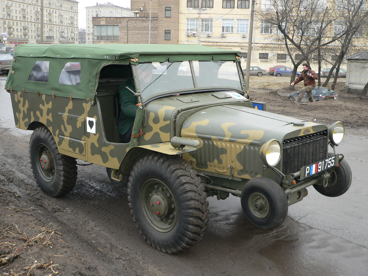 Licorne V 15 T, данная машина восстановлена мастерской Вячеслава Лен.