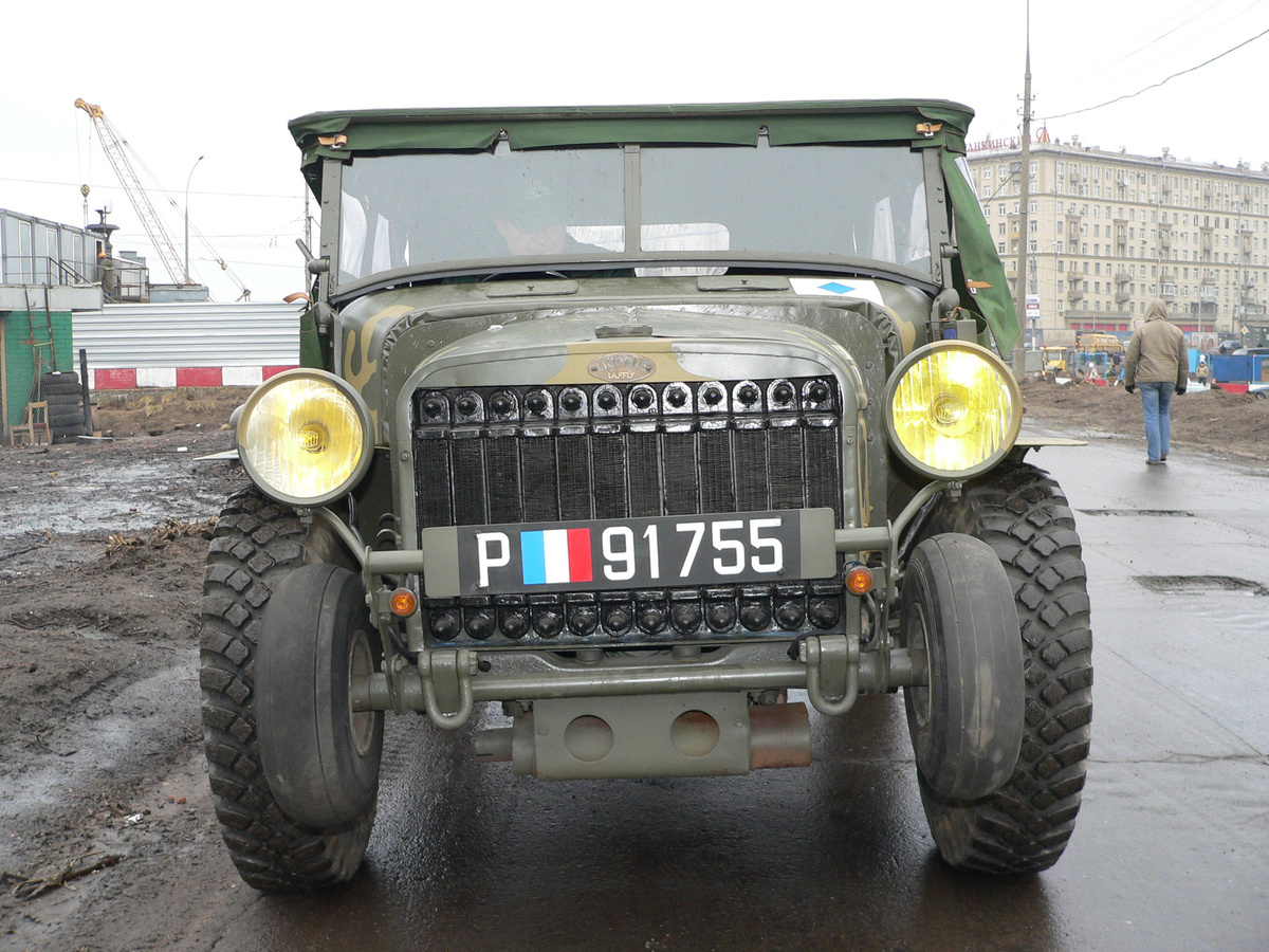 Предполагалось, что это будет основной легкий тягач ПТО французской кавалерии.
