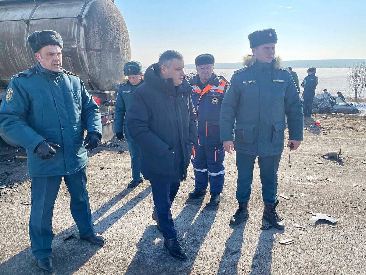    Александр Хинштейн выехал на место массового ДТП в Курском районе