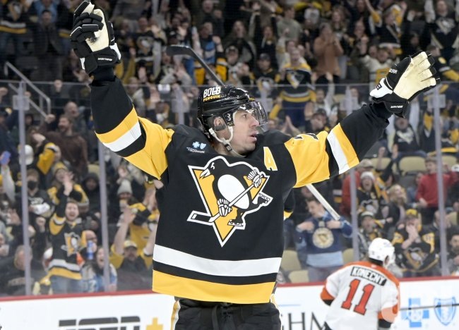 Евгений Малкин