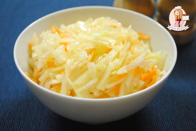 Салат из капусты с морковью «как в столовой»