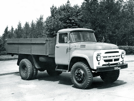 ЗИЛ-130: грузовик-эпоха