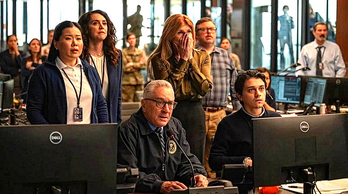 А с каким выражением лица смотрели вы ту сцену из "Бруталиста"? Ну ту, что называется "Финал вечеринки в итальянской каменоломне"? 