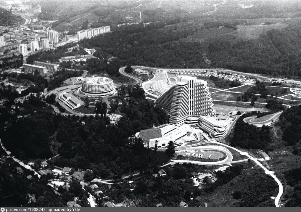 Дагомыс, фото 1981 г. Автор: Виктор Клюшкин
Источник: t.me/kurortnoe_delo/155