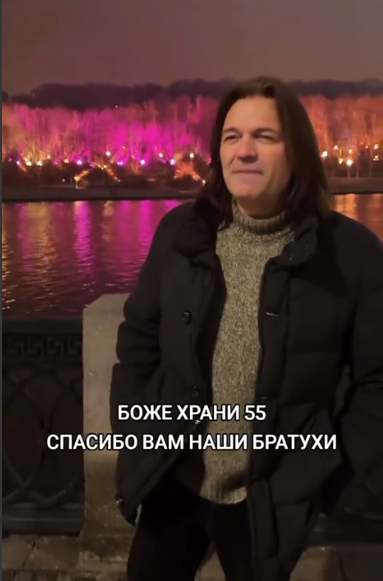 "У Венома за день миллион просмотров . Песни даже ещё толком нет. Вот и чеши репу", - написал артист в соцсетях