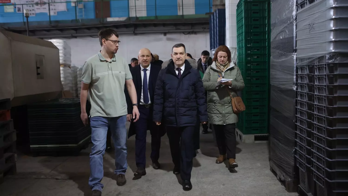 Мэр Максим Кудрявцев на выездном совещании. Фото: Мэрия Новосибирска
