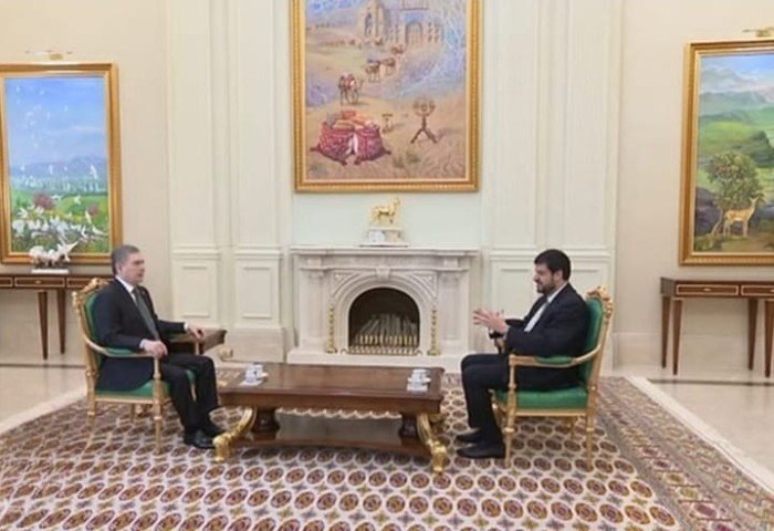 Встреча Национального Лидера туркменского народа Гурбангулы Бердымухамедова с председателем совета директоров телекомпании Euronews Педро Варгасом Давидом, 27 февраля 2025 года, Ашхабад, Туркменистан (Фото: Watan habarlary)