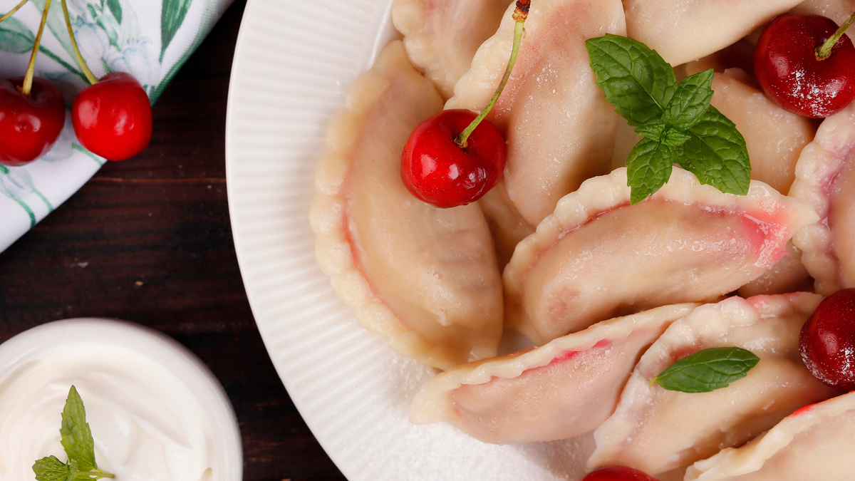 Вареники «Летние» с вишней ТМ «ЕРМОЛИНО»