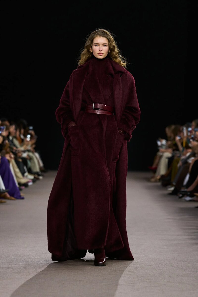 Max Mara Fall 2025 Ready-To-Wear