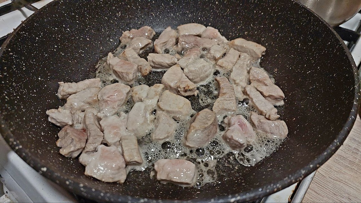 Пена при жарке. Свинина. Полезные советы. Рецепты. Еда.