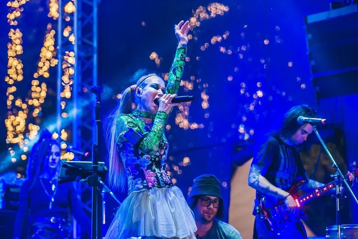    Певица приезжает в Нижний Новгород с задигательным концертом