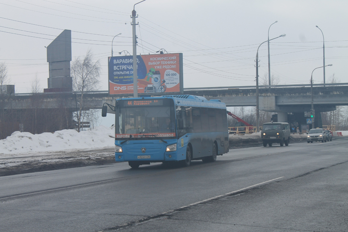 16 марта 2019 г., Ленинградский просп., маршрут № 44