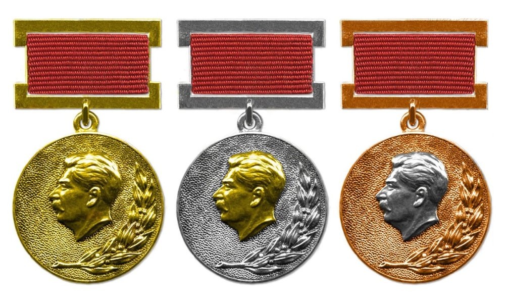 Знаки Сталинской премии 1,2,3 степени. 