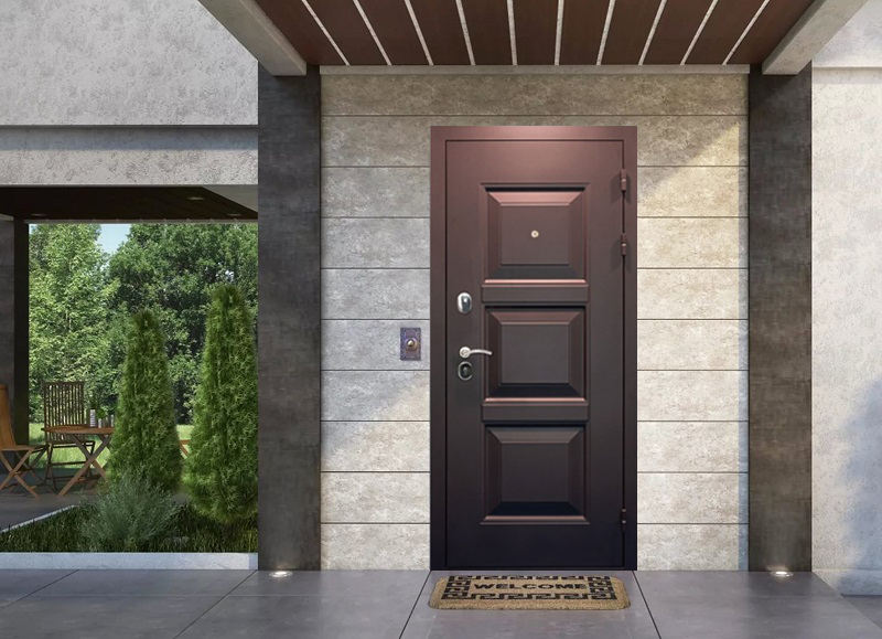 Как выбрать входную дверь: 7 основных различий между моделями для дома и квартиры