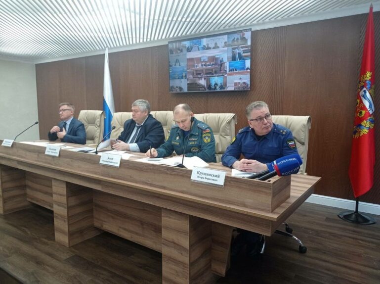    В Оренбуржье обсудили вопросы подготовки к весеннему паводку Кристина Просвиркина