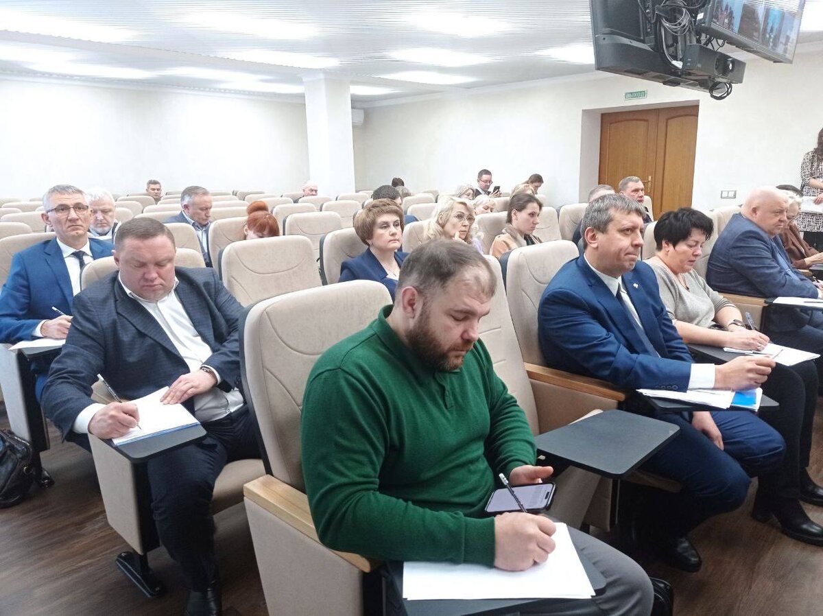  📷    В Оренбуржье обсудили вопросы подготовки к весеннему паводку Кристина Просвиркина