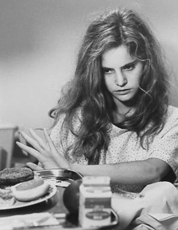 Дженнифер Джейсон Ли. Кадр из фильма "Лучшая девочка на свете".