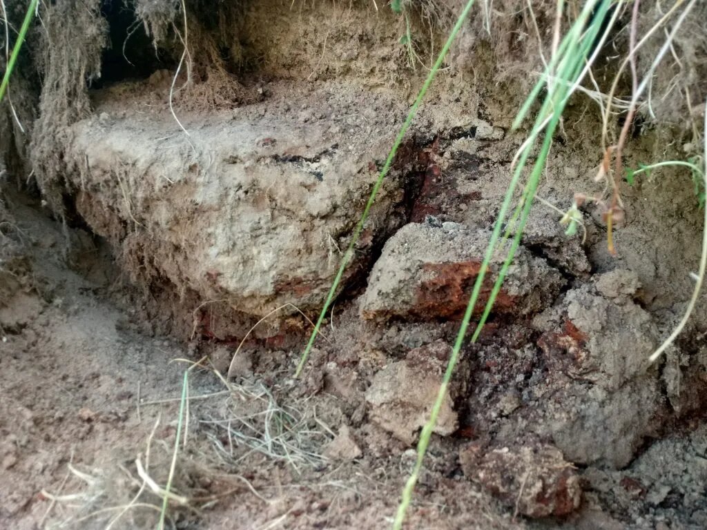 Собственно лимонит. Найти такое богатое месторождение - считалось за большую удачу