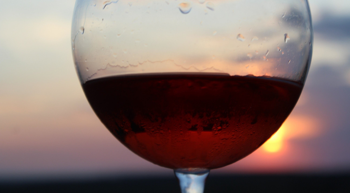 Вино в бокале // Фото Минкурортов Крыма