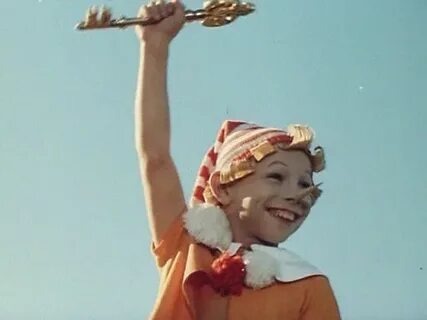 Эх, и далеко же мне до обретения своей мечты, но я - стремлюсь.