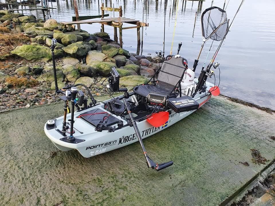 Вот так выглядит максимально «заряженный» каяк Point65 KingFisher шведского рыболова