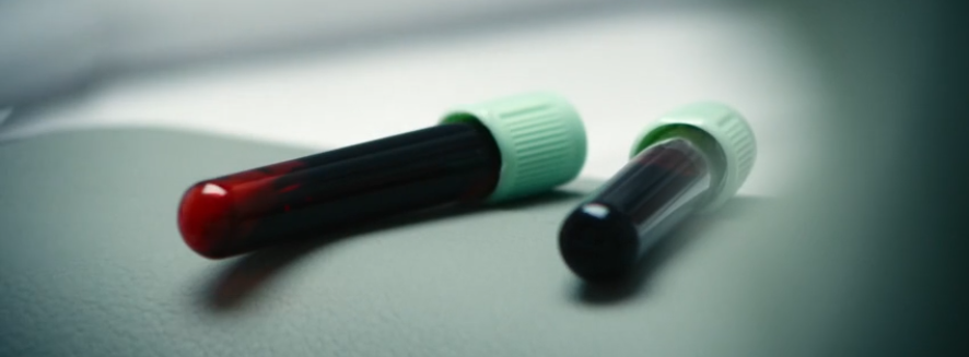 Кадр из сериала "Разделение" 2 сезон 7 серия... Возможно, эти анализы это одна из причин...