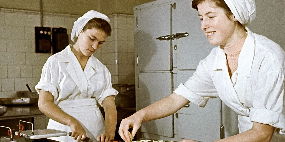 Советский фастфуд: пельменные, чебуречные, пирожковые и сосисочные